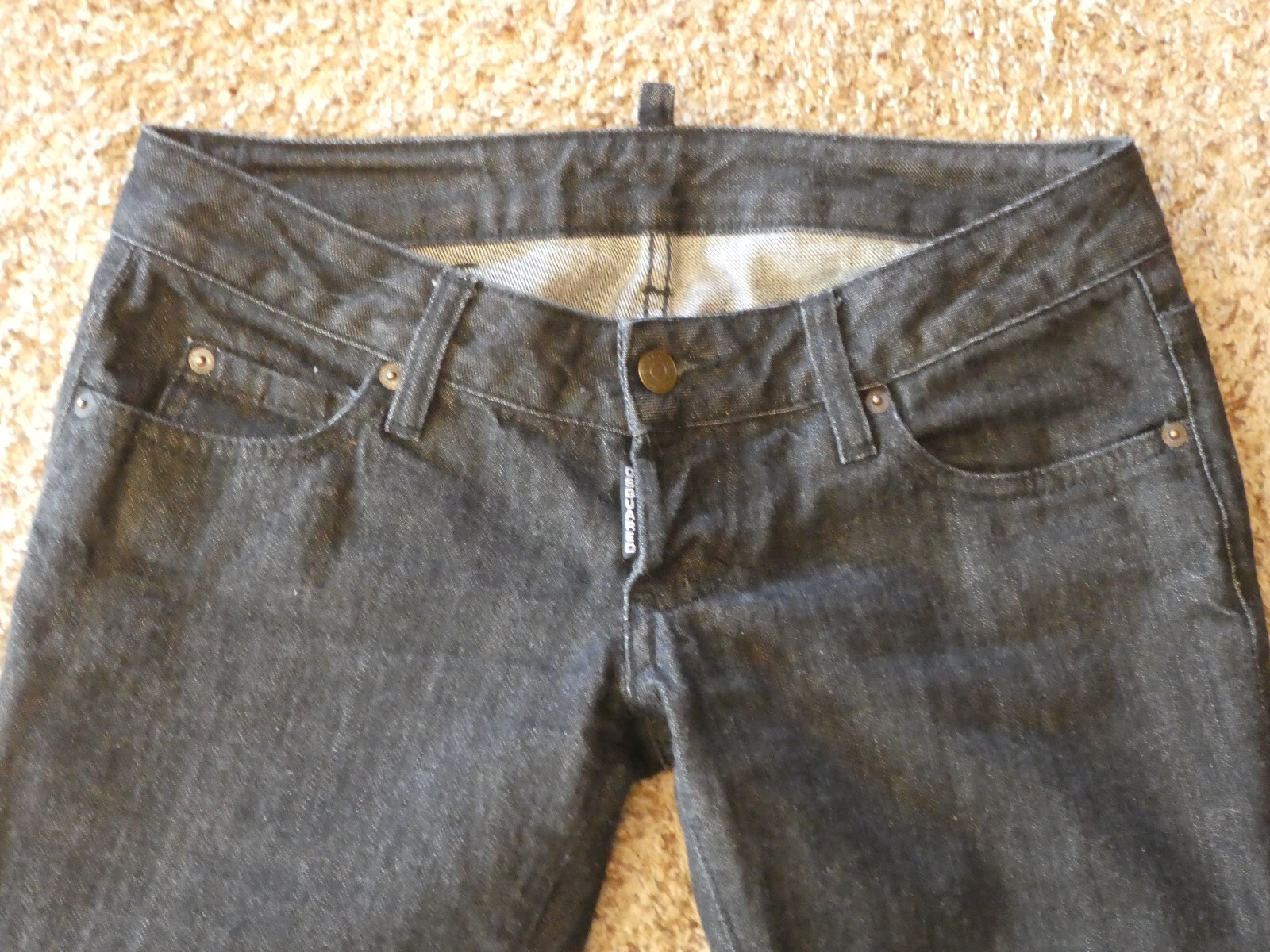 Dsquared2 NonDestructed 42 UK size - Actual 30X34 with 7 Dsquared2 NonDestructed 42 UK size - Actual 30X34 with 7