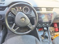 Skoda Octavia 17-20 Luftdusche Luftdüse Mitte Hinten Skoda Octavia 17-20 09.11.2017 5E0819203A gebraucht Vorschau 7