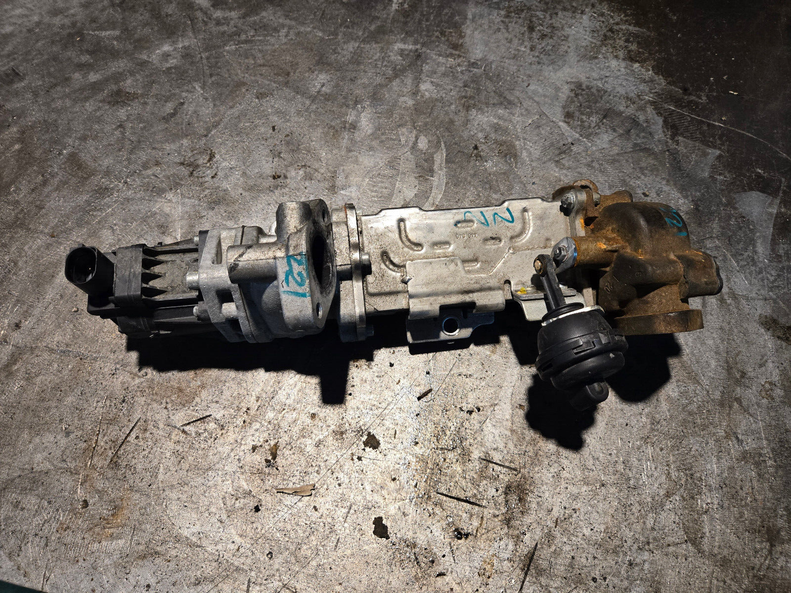 68445601AA 68211310AAA  3.0L ECODIESEL USED EGR COOLER - Picture 1 of 7