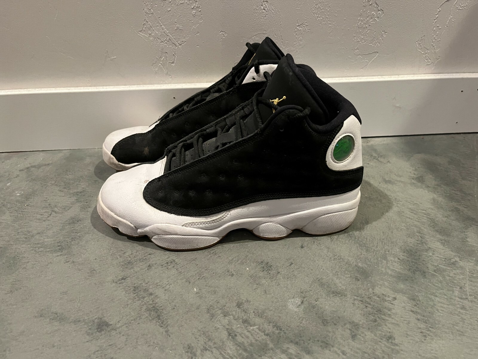 Nike Air Jordan 13 Retro City of Flight Black White Gold Gum Nike Air Jordan 13 Retro City of Flight Black White Gold Gum