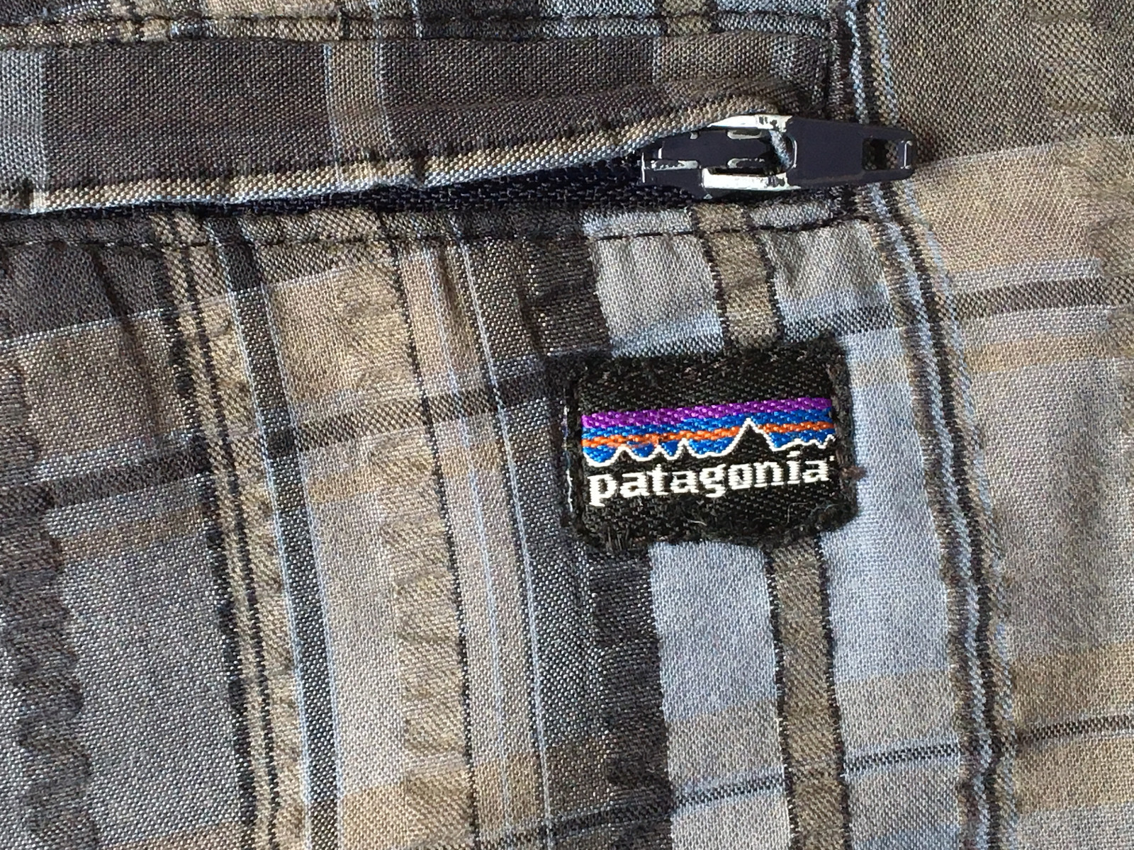 PATAGONIA Mens Plaid Organic Cotton Casual Shorts Size 34