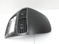Fiat Freemont 11-16 Luftdusche Luftdüse Mitte und Einbaurahmen Fiat Freemont 11-16 17.02.2011 gebraucht Vorschau 2