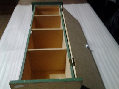 Unique Moss Green & Woodtone Pine Country Wood Storage Bin