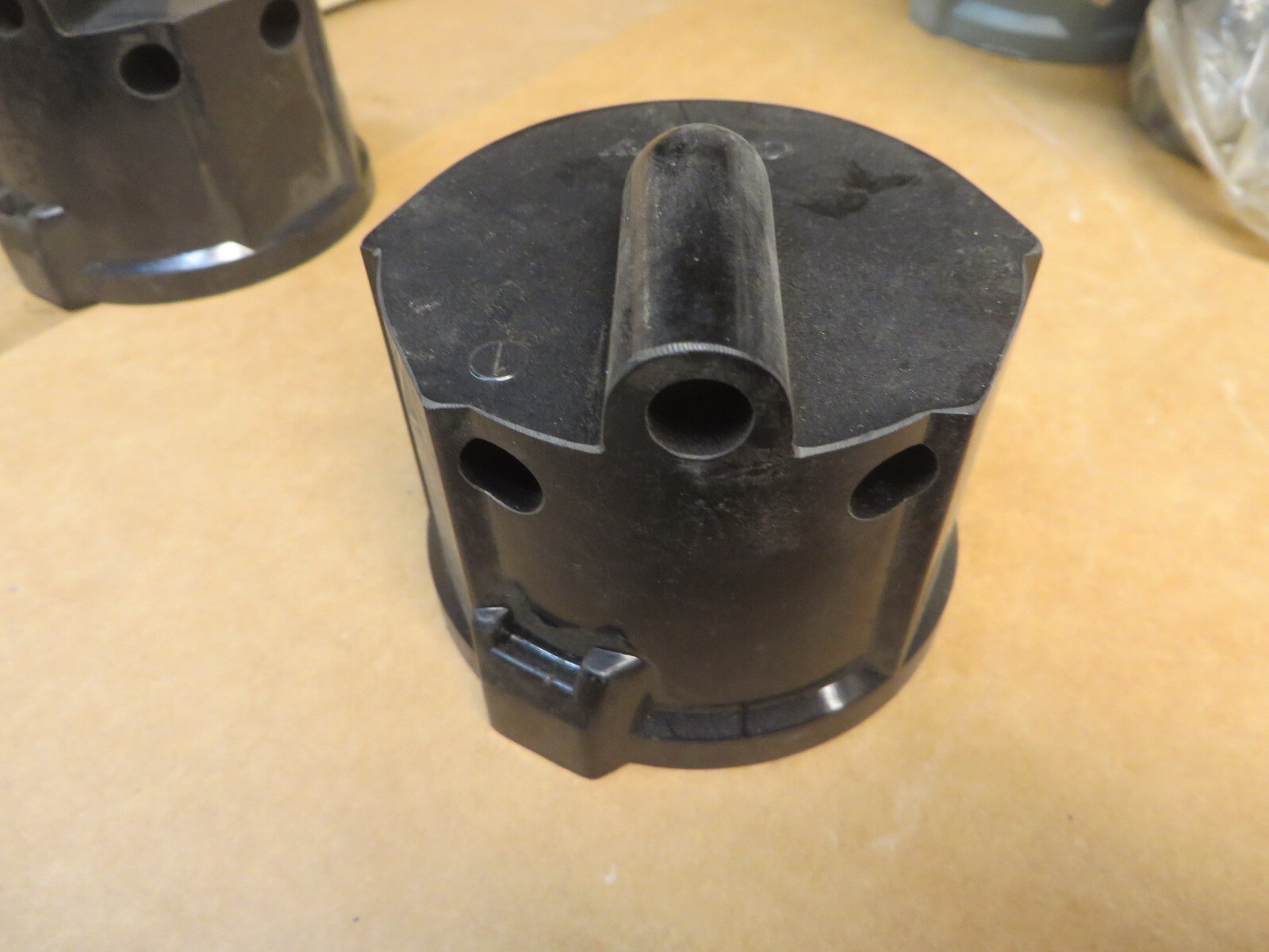 C*o様 SUZUKISPORT HN21S/HN22SMC21S/MC22SH DISTRIBUTOR CAP YEC # YD210 fits OEM # 22162-13201 NISSAN