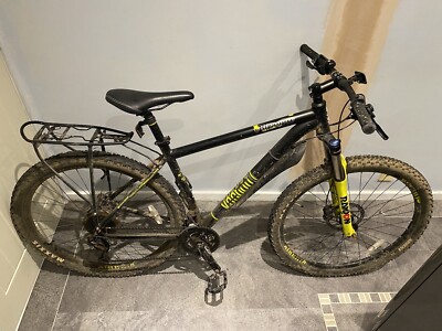 Voodoo black best sale magic mountain bike