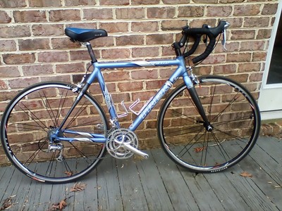 trek 2200 road bike