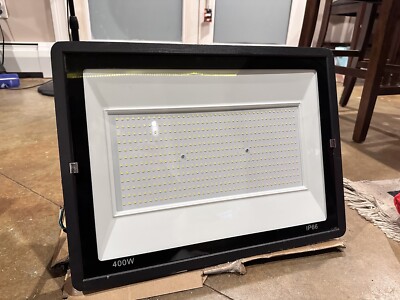 400W LED Flood Light 32000LM Flood Light Outdoor with UL Certificated Plug IP66