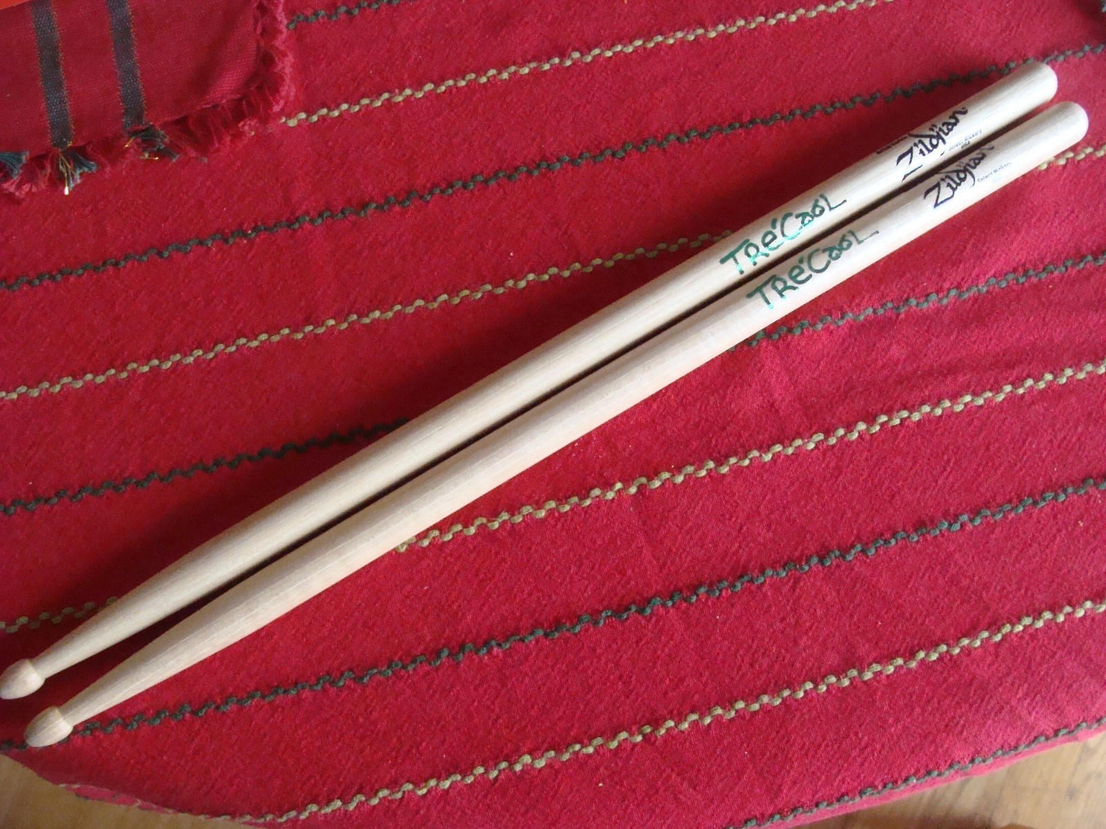 Tres Cool Drumsticks Green Day