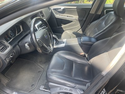 image 4 of interior