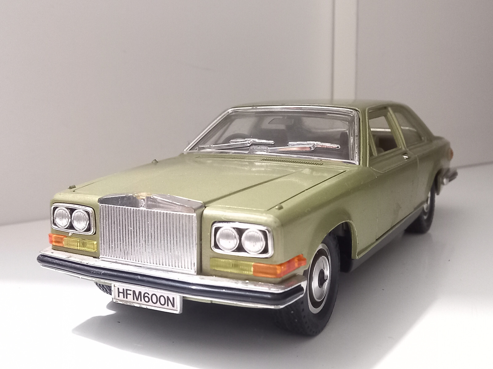 BURAGO 3001 ROLLS ROYCE CAMARGUE SCALA 1/22 452282 | eBay BURAGO 3001 ROLLS ROYCE CAMARGUE SCALA 1/22 452282 | eBay