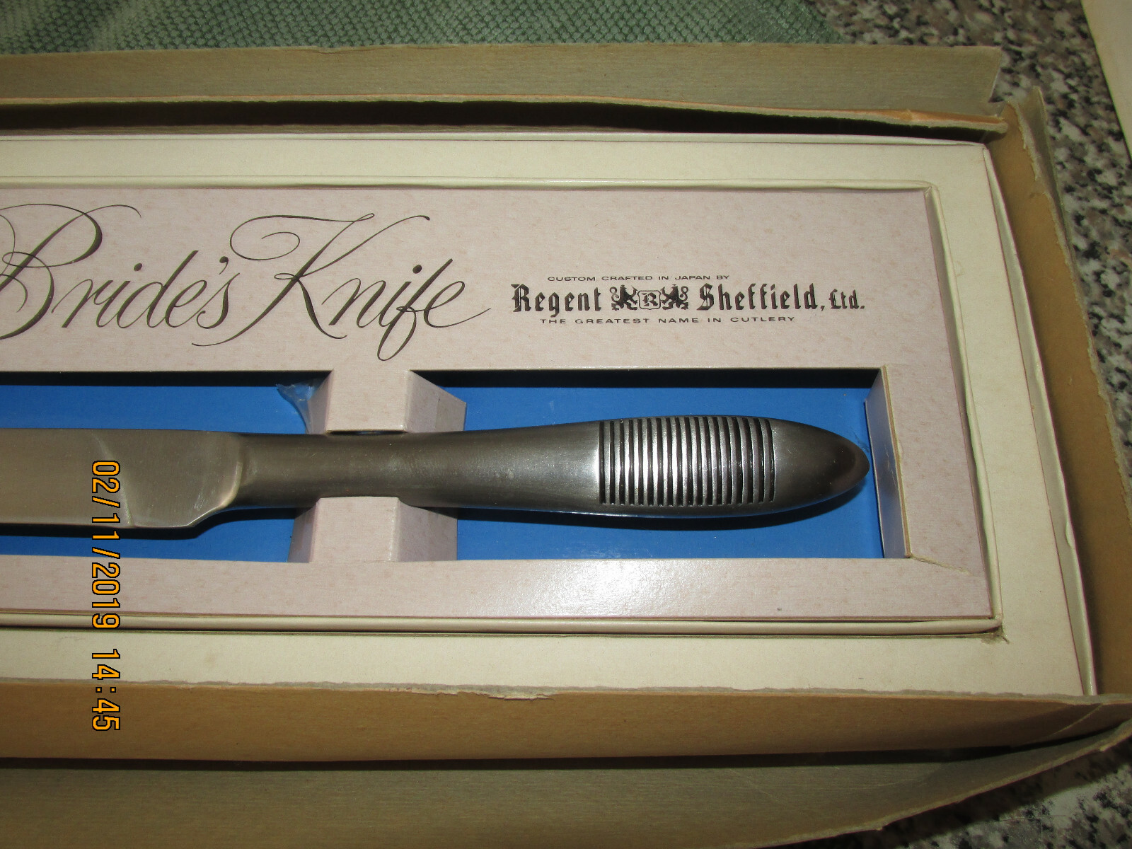 Beautiful Vintage Modern Regent Sheffield Japan Wedding Cake knife Cutlery