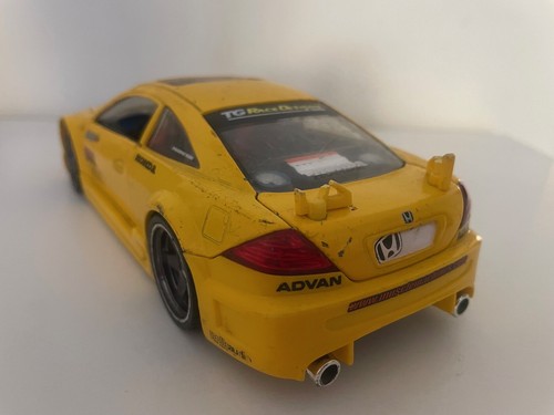 Muscle Machines 8” HONDA ACCORD '03 Diecast RALLY CAR 1:24