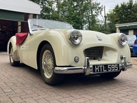 TRIUMPH TR2 Long Door 1954. Manual