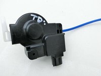 Lexus IS II 220d 05-13 Tankdeckel Stellmotor Tankklappenmotor Lexus IS II 220d 05-13 30.04.2007 gebraucht Vorschau 2