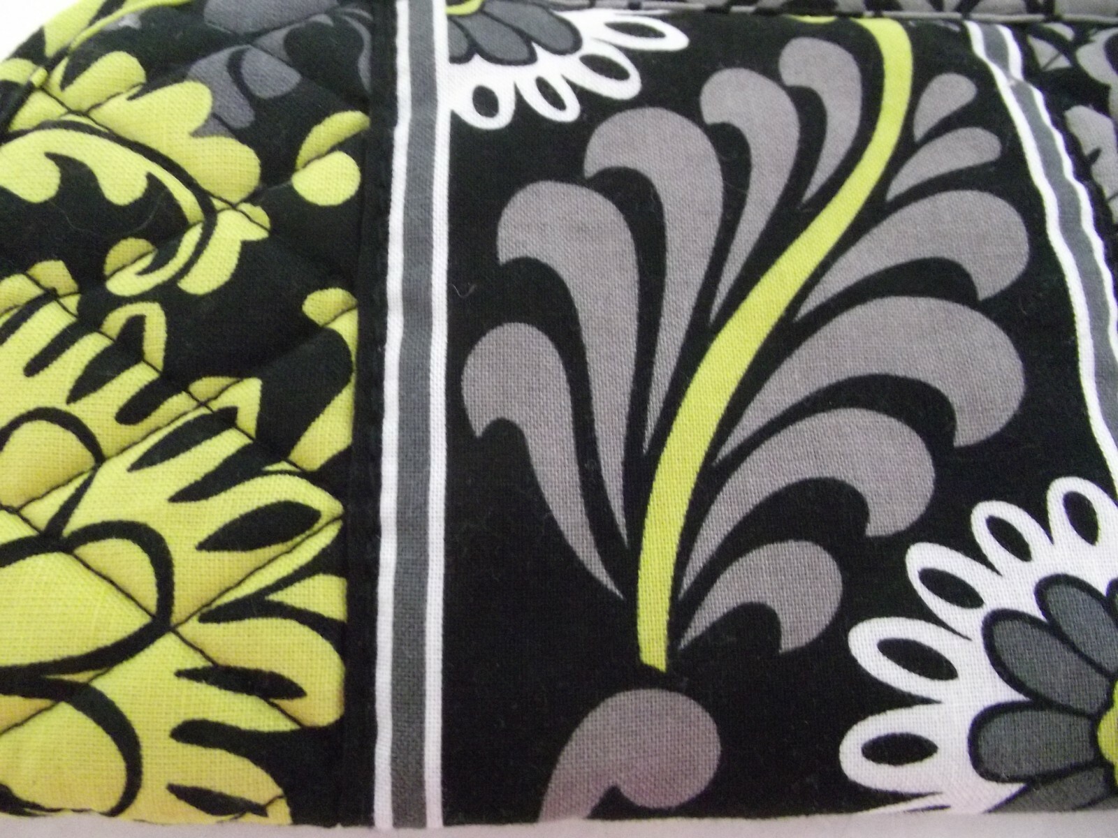 Vera Bradley curling iron cover storage travel black green gray floral NWOT