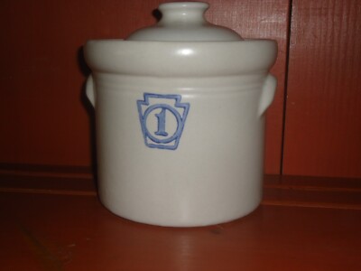 PFALTZGRAFF -YORKTOWNE  - CROCK #1- WITH LID - 5'' TALL - EXCELLENT VINTAGE - USA