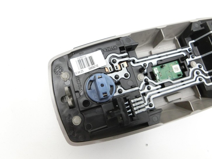 Volvo V60 D4 10-13 Innenleuchte Innenraumleuchte Innenbeleuchtung Volvo V60 D4 10-13 24.03.2011 39859713 gebraucht Vorschau 4