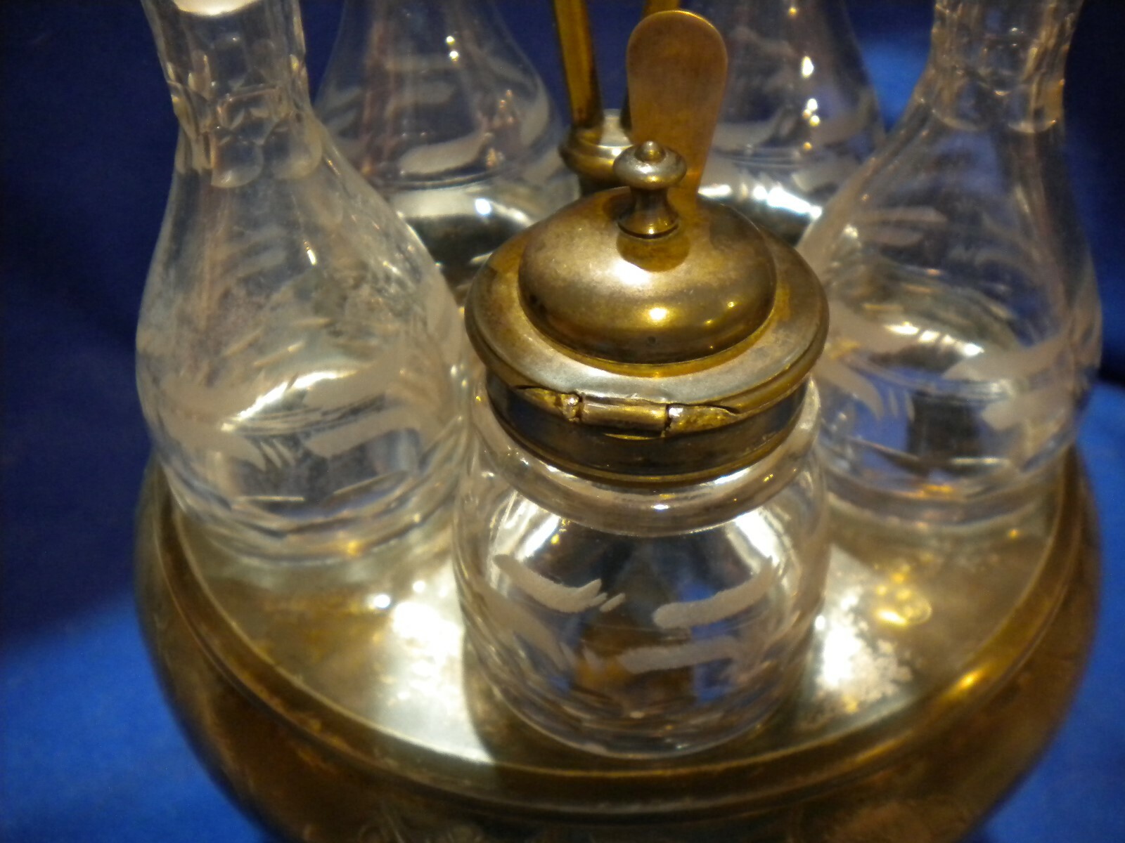 Vintage Condiment Caddy Cruet, Oil, Vinegar, Salt, Pepper, Sugar,  Spoon