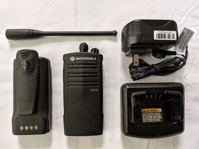 Motorola RDU4100 UHF two-way radio Refurbished. 4 watts - 10 channels.. Buy it now for 179.0
