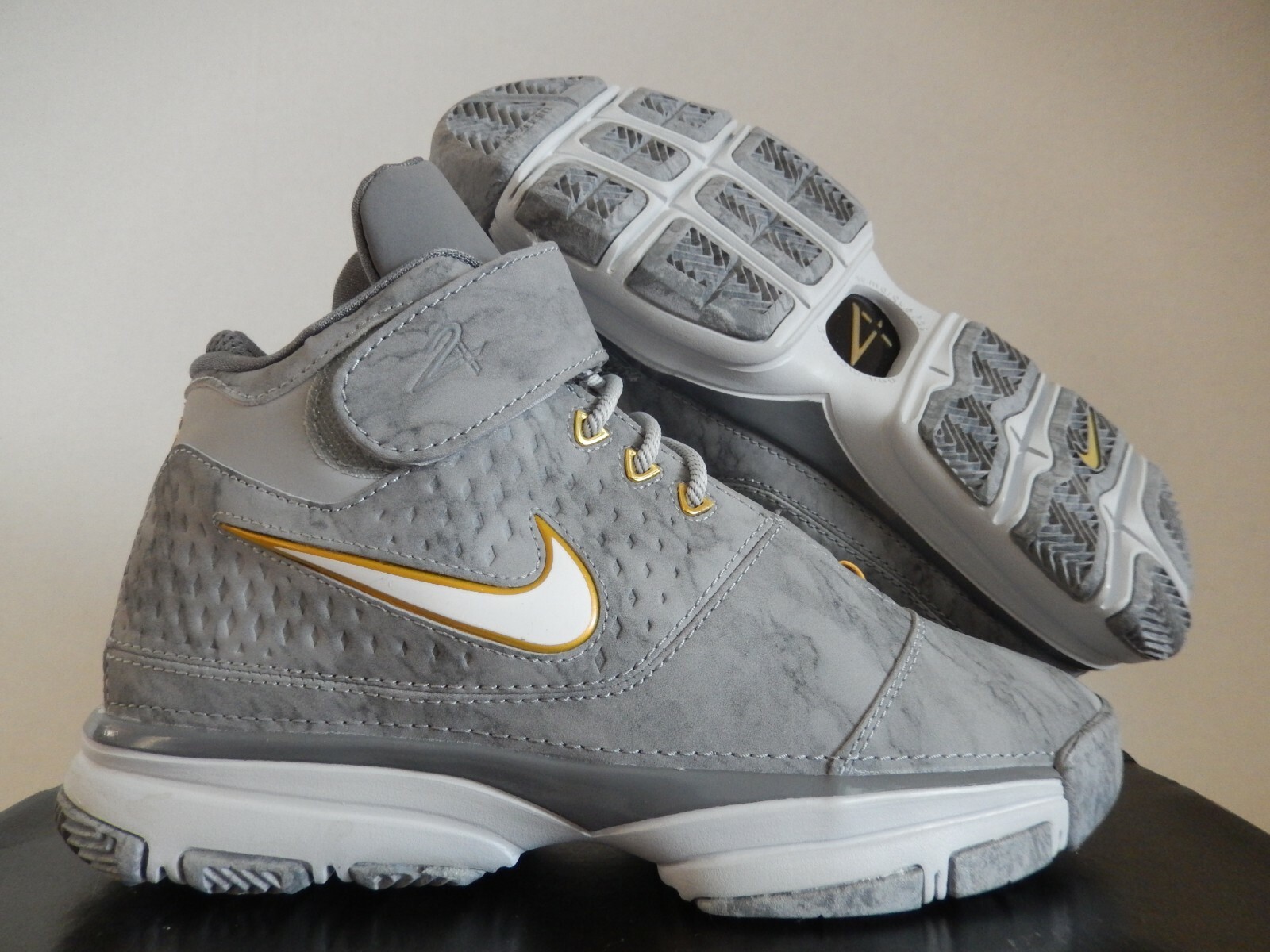 くぅ93ページ NIKE KOBE II 2 (GS) 