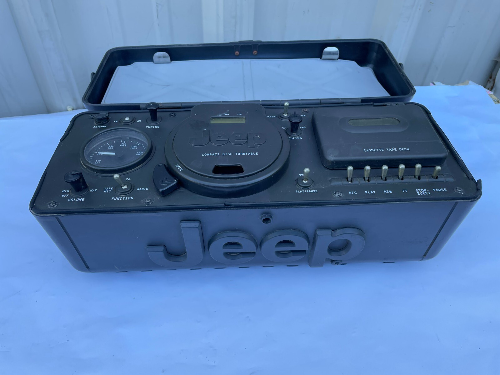 ラジオ・コンポ Jeep Boombox Jeep Rechargeable CD-AM-FM/Lantern/Flashlight Boom Box