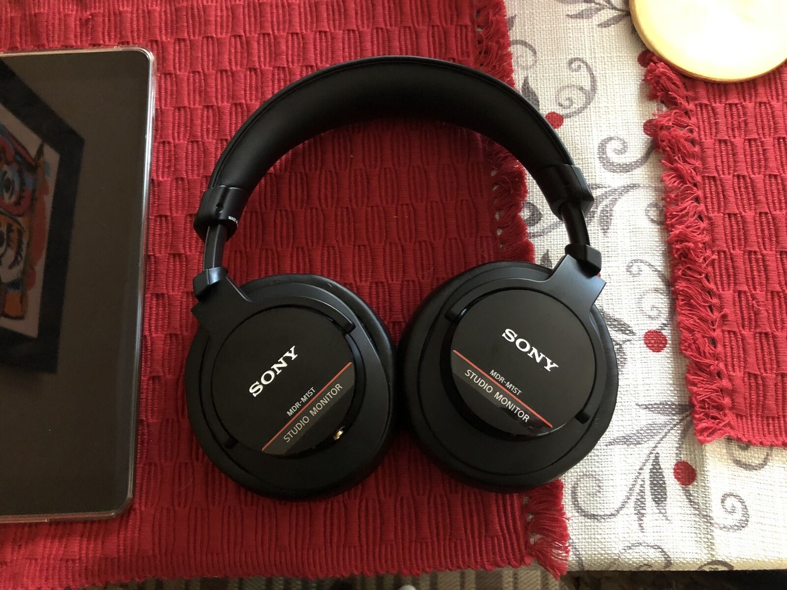 SONY MDR-M1ST Studio Monitor Headphones Hi-Res 24 ohm Closed SONY MDR-M1ST Studio Monitor Headphones Hi-Res 24 ohm Closed