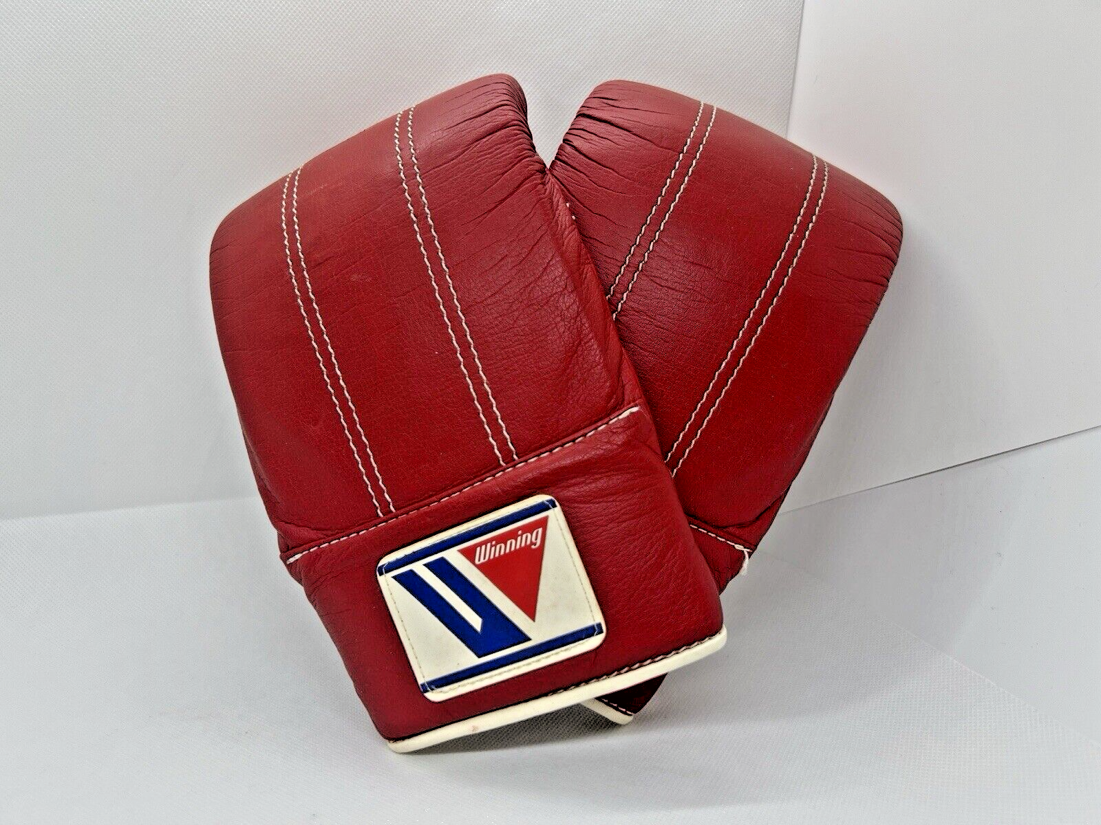 Winning Boxing Punching Gloves Red Rubber band type SB-2000
