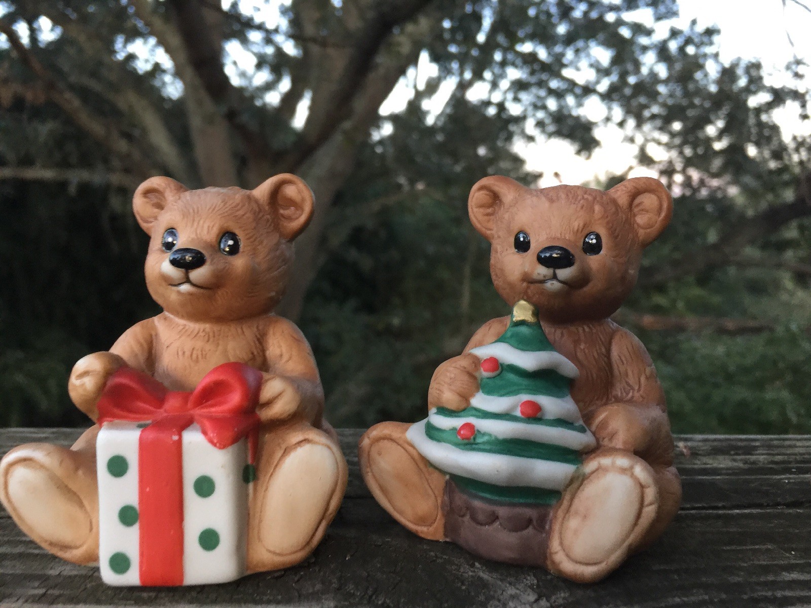 Vintage Homco HOME INTERIOR Teddy Bear Christmas Tree & Present SET 2 Rare ??J8