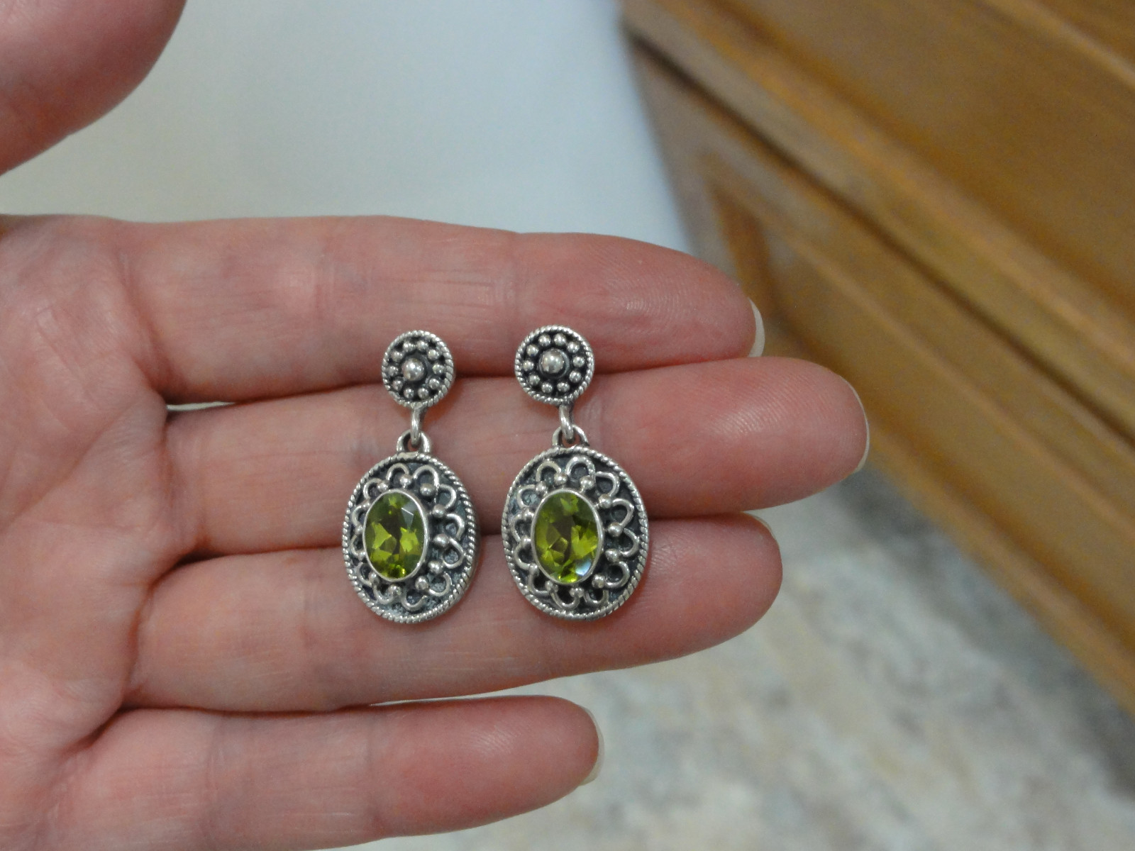 Estate India Artisan Sterling Silver Ornate Green Peridot 1