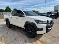  2021 Toyota Hilux 2.8 D-4D Invincible X Auto 4WD Euro 6 * NO VAT * 1 OWNER