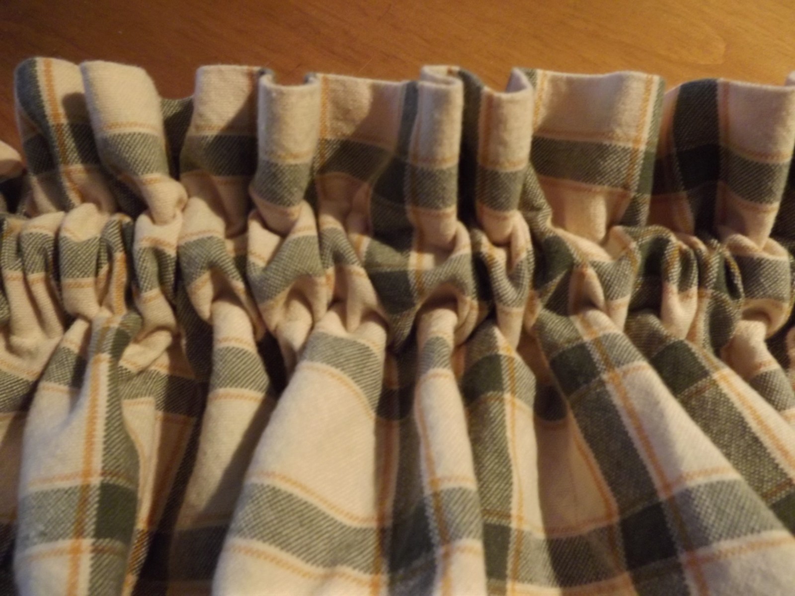 PARK DESIGNS PINEAPPLE VALANCE 67Wx13