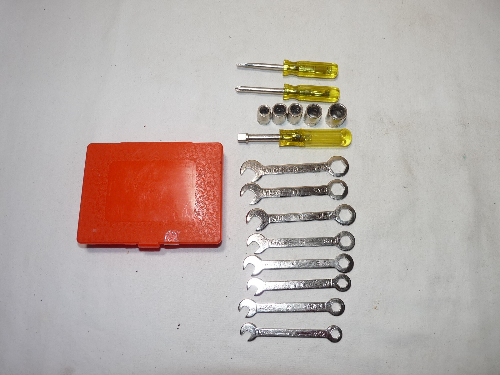 1976　資生堂　220.221.222.512.513 Vintage Japan 16 Piece Ignition 8 Wrench & 5 Socket Set SAE