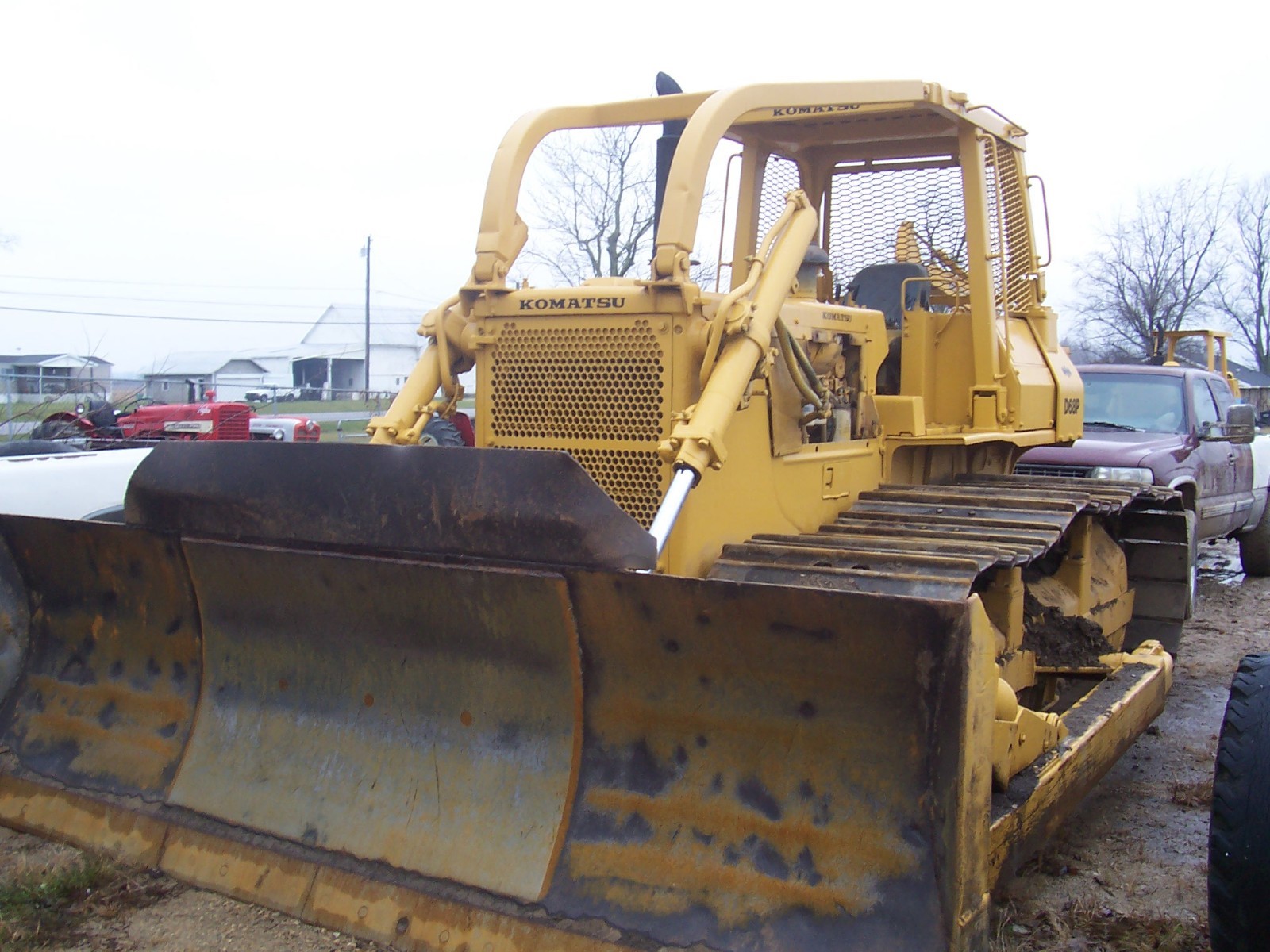 Komatsu 68P-1 Dozer