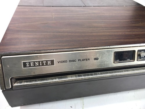 Zenith video disc player antiqu vintage VP2000  VP 2000 RARE CED AS IS POWERS UP
