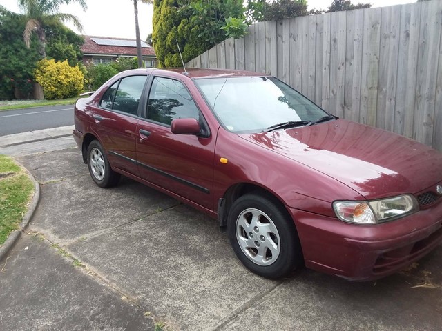 Nissan pulsar 1999