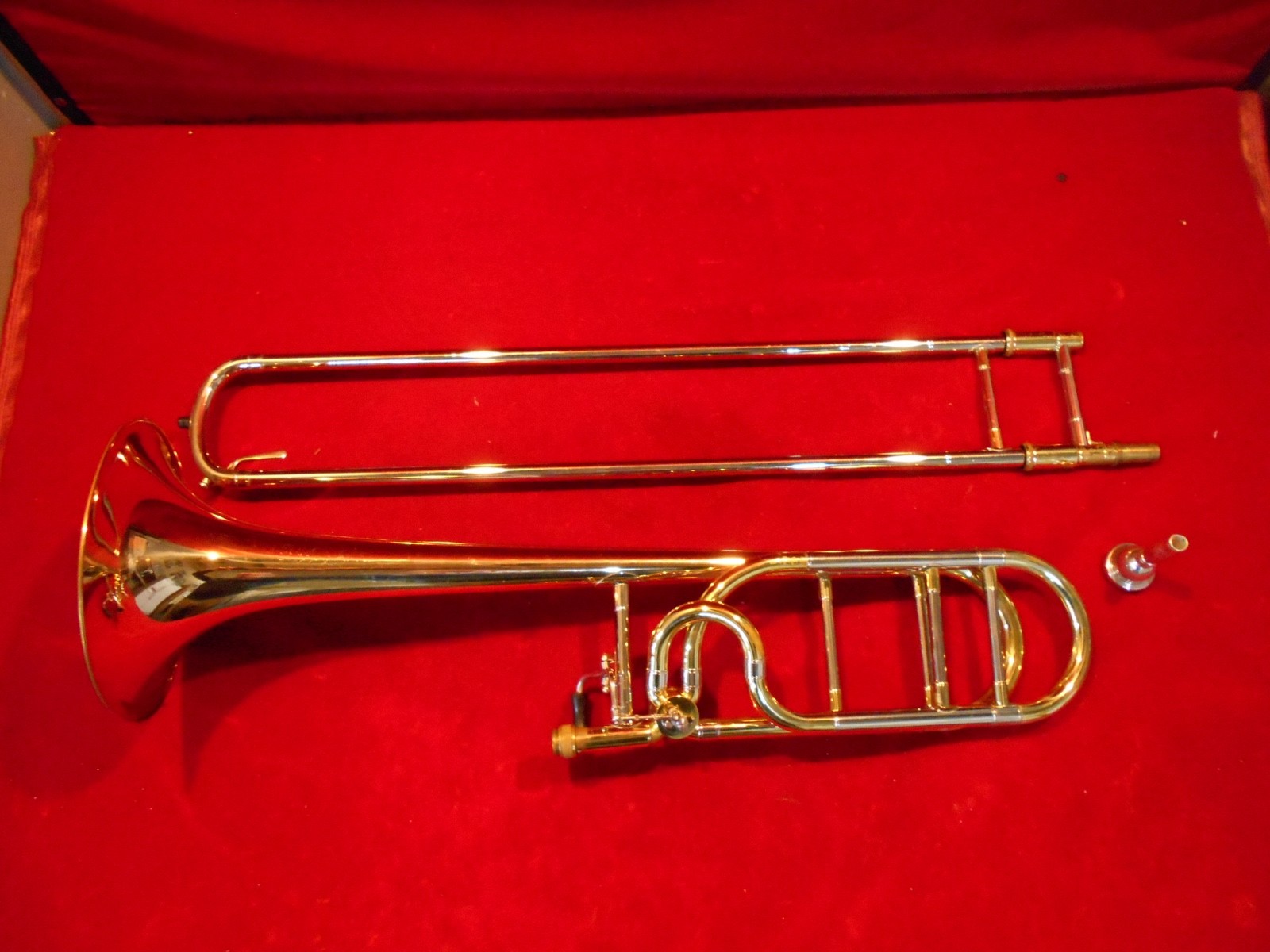 Accent TB781LF Trombone w/ Case
