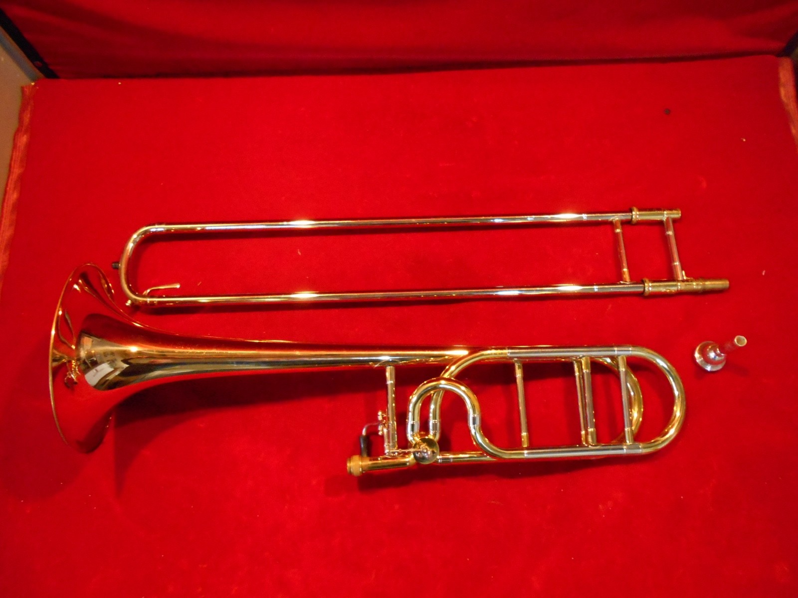 Accent TB781LF Trombone w/ Case