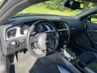image 8 of interior