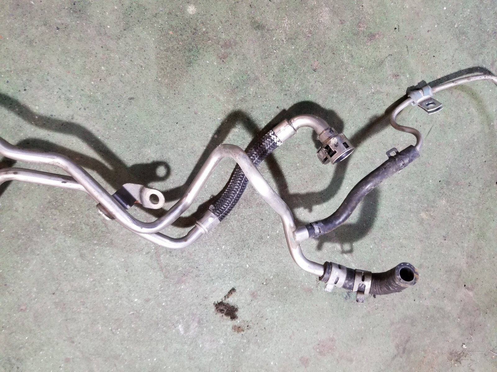 L5P 6.6L DURAMAX GM FUEL FEED AND RETURN LINES  12707895 - Picture 3 of 6