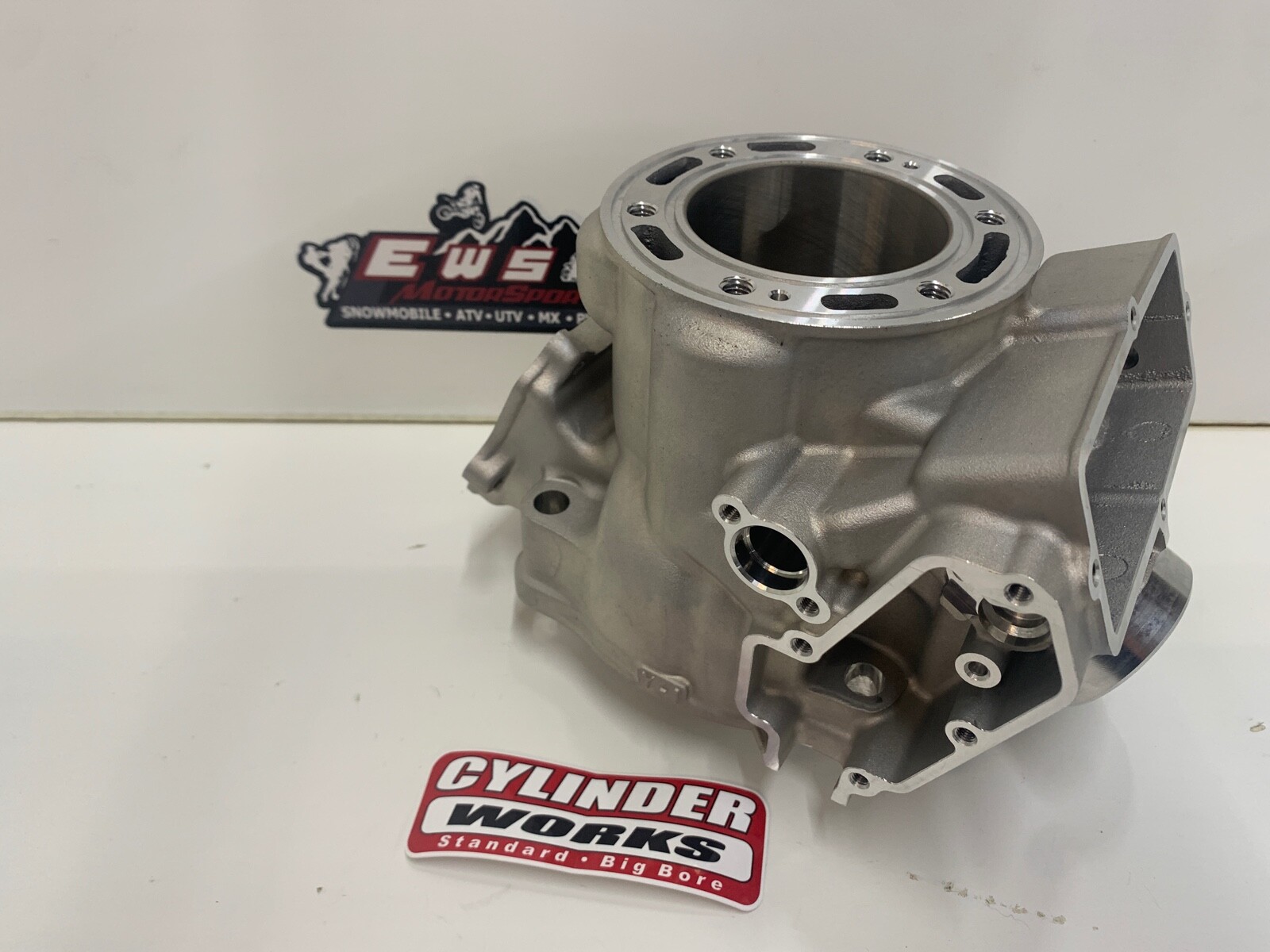 YAMAHA YZ 250 CYLINDER WORKS CYLINDER NEW NOT REMAN 1999 YAMAHA YZ 250 CYLINDER WORKS CYLINDER NEW NOT REMAN 1999
