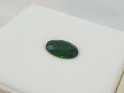 .85CT Green Chrome Diopside Oval Gem 8x6mm