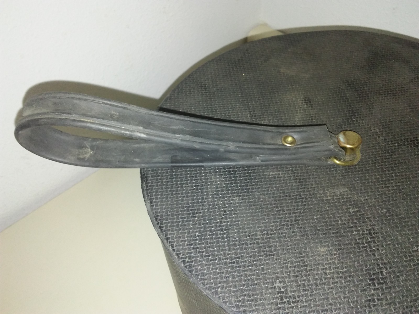 Vintage Everbest Lakewood FL Black Vinyl Wig Hat Box Storage Carrier Latch Hinge