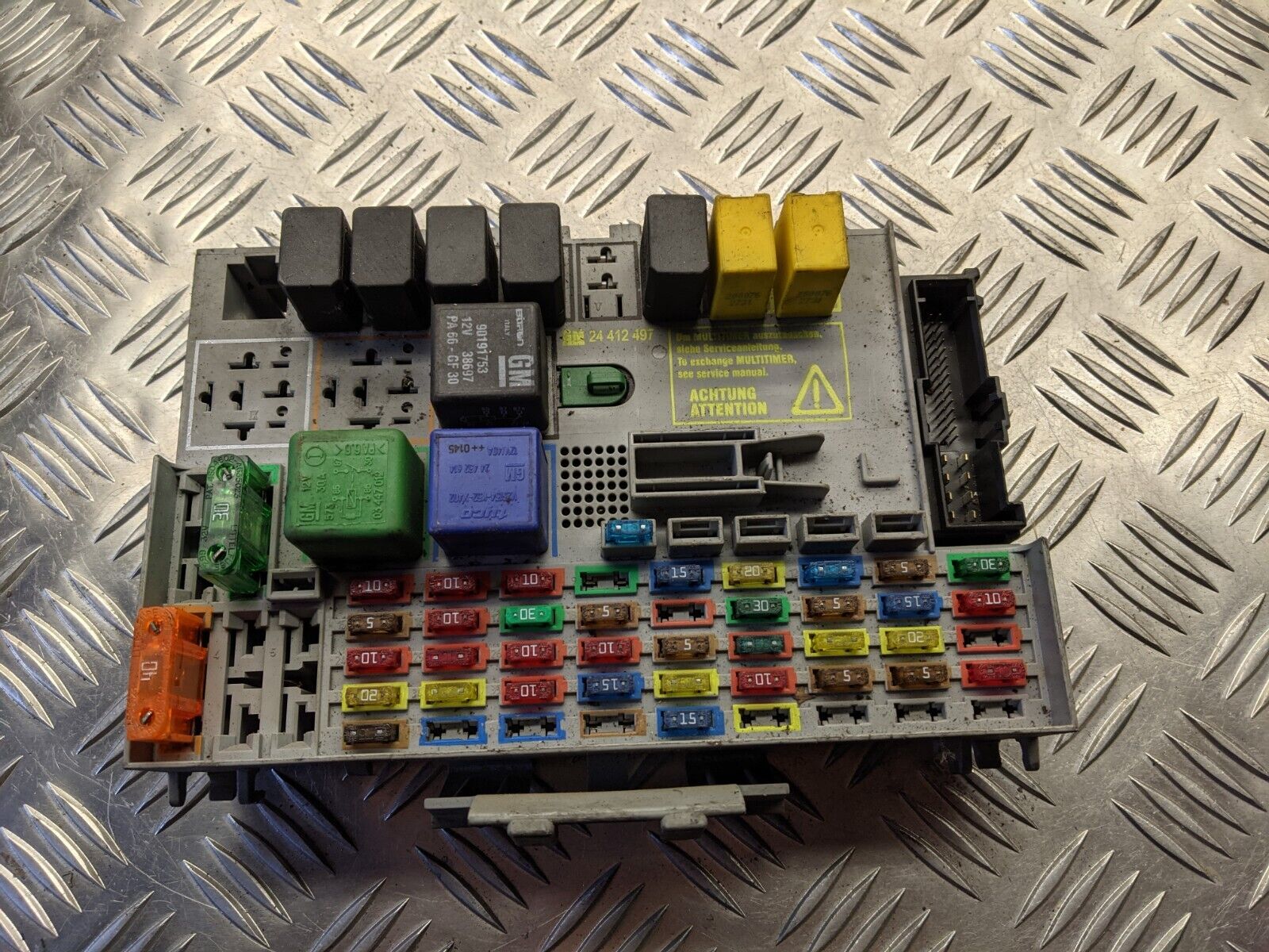 B411 Opel Zafira Fuse Box 24412497 | eBay B411 Opel Zafira Fuse Box 24412497 | eBay