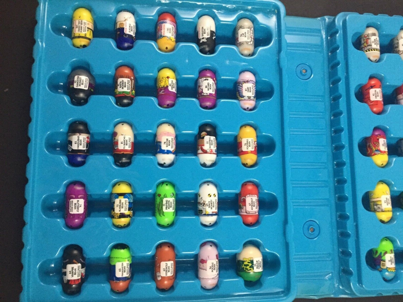 50 Mighty Beanz Blue Original Case 2010