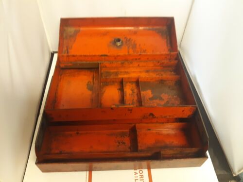 Vintage Snap-On KRA-65 Tool Box with Sliding Tray No Key make great restoration