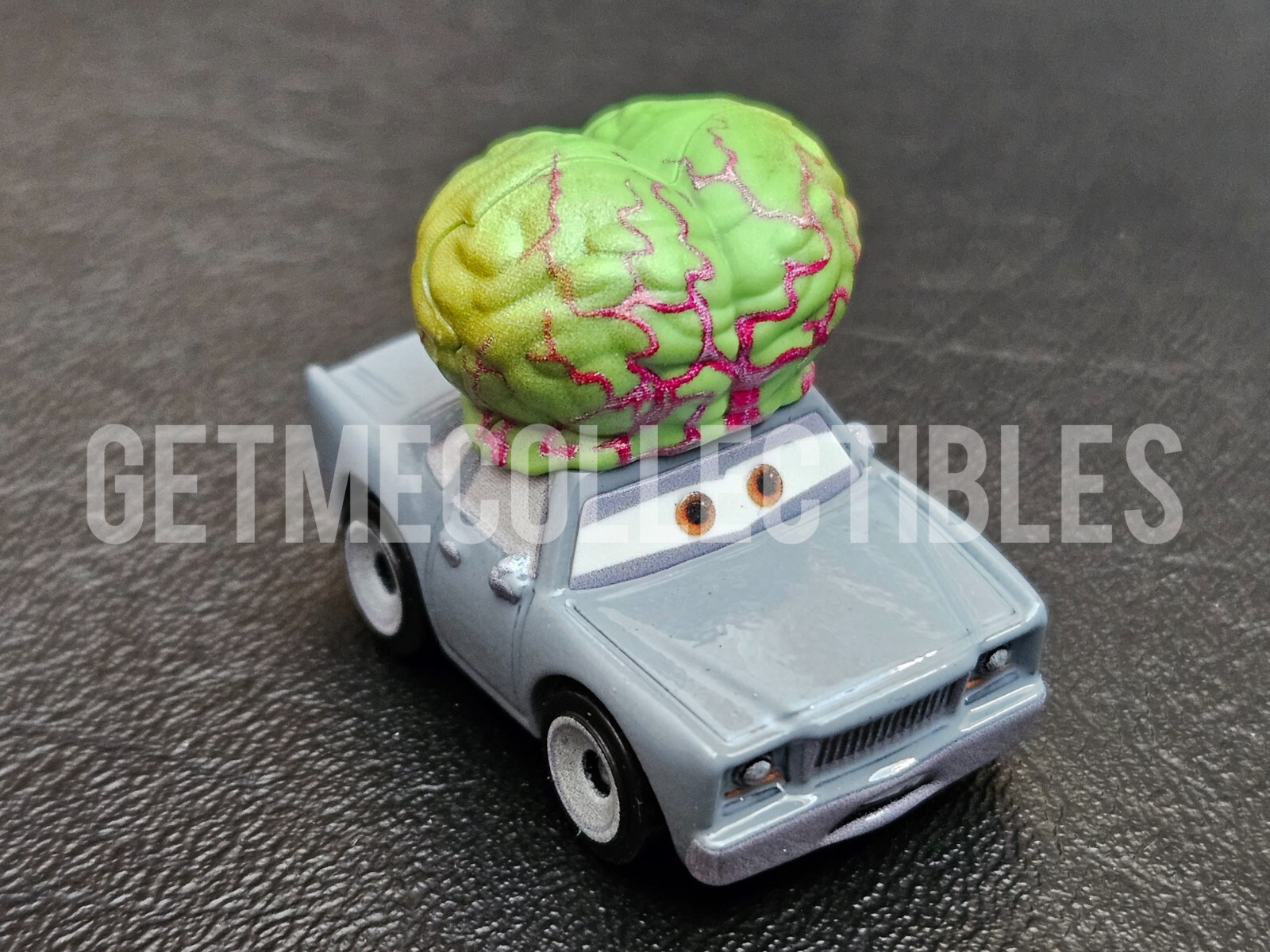 マテル　カーズ　mini racers Amazon.com: Disney Cars GKG20 Pixar's Cars Mini Racers XRS