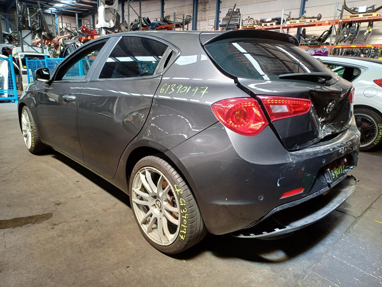 ALFA ROMEO GIULIETTA 940 SERIES 01/2011-12/2020 LEFT REAR DOOR 2x5CM CREASE 1X5C - thumbnail 4