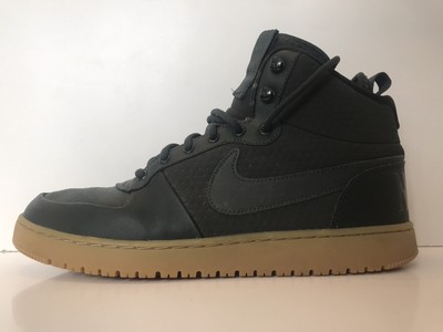 nike court borough mid winter green