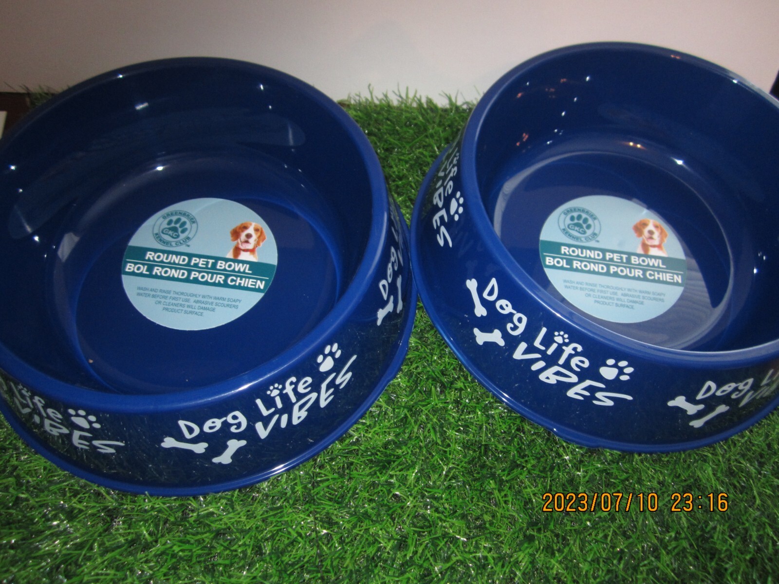 ミュージシャン Yogee New Waves Dog Bowl YETI Boomer 4 Dog Bowl – ShopCGX