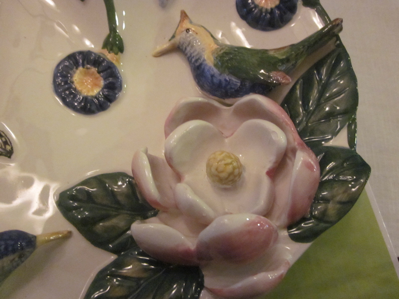 PORTMEIRION BOTONIC HUMMINGBIRD MEDIUM *HEART* PLATTER #525023 NEW in BOX